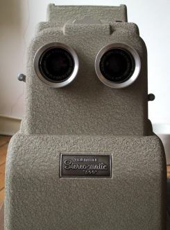 View-Master Stereomatic 500 projector